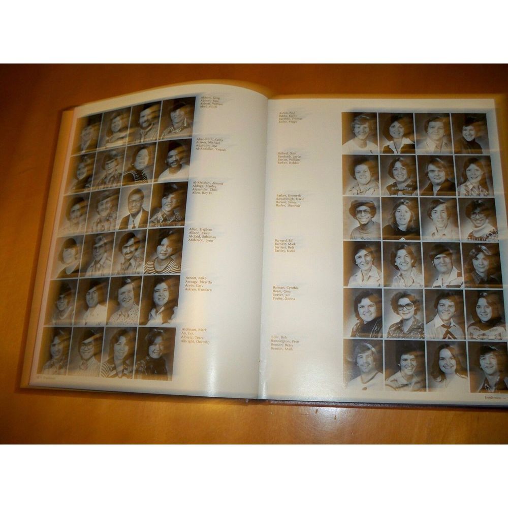 1978 Vincennes University LeRevoir Yearbook - Picture 4 of 5